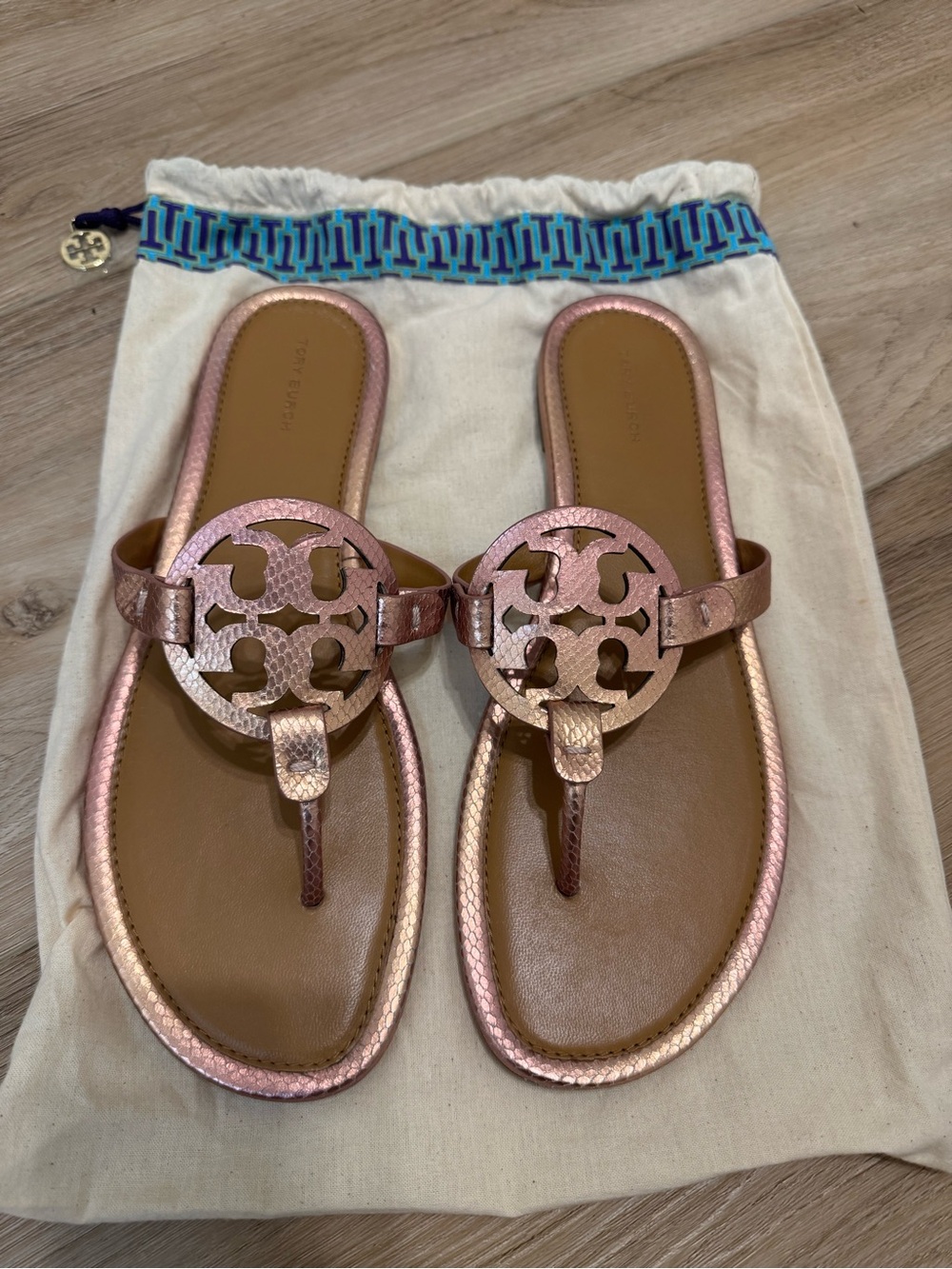 Tory Burch Rose Metallic Leather Logo Thong Sandals